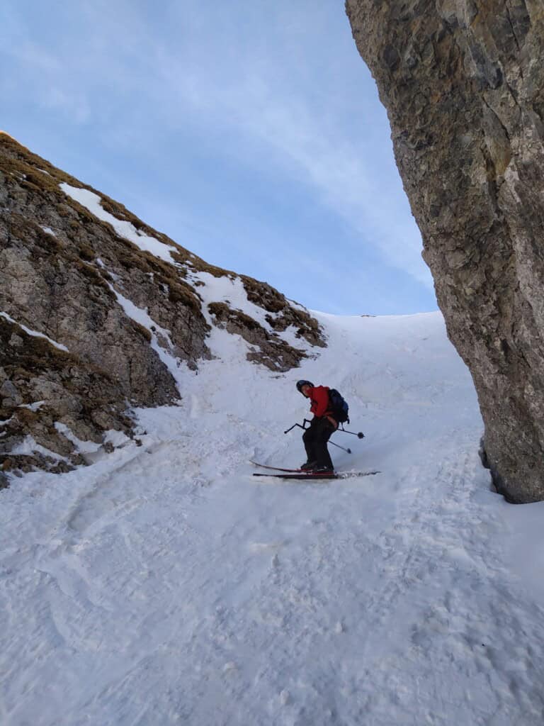 Descent in a couloir