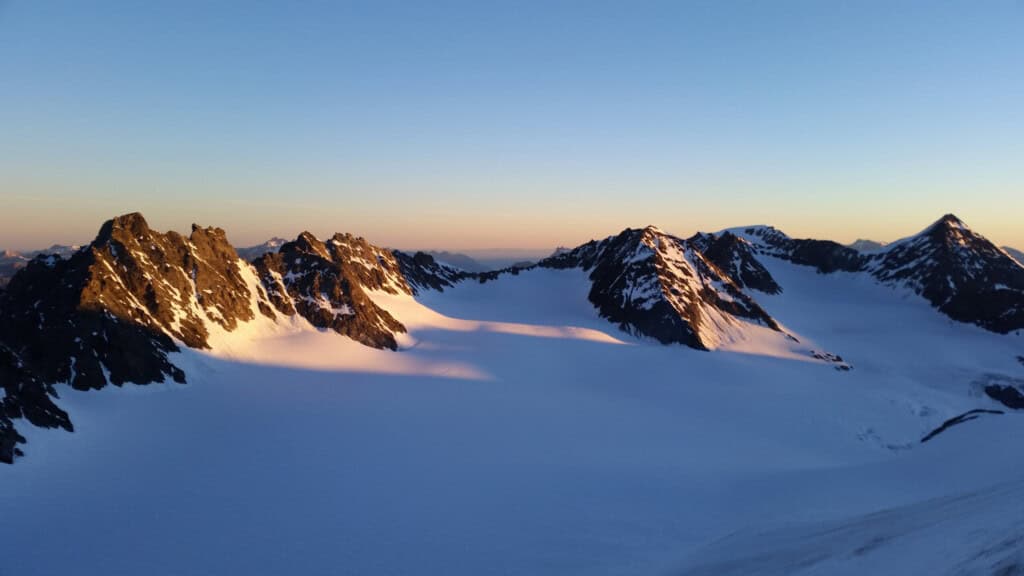 View of the Combin basin from the Col du Meitin