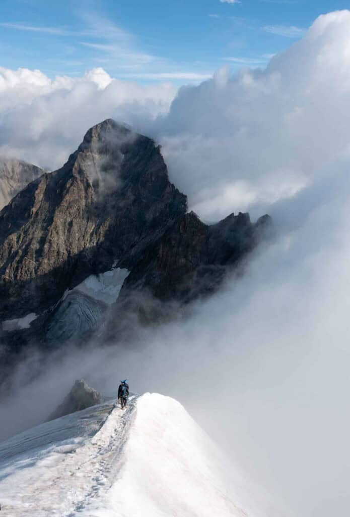 Mountaineers on the Biancograt on Piz Bernina