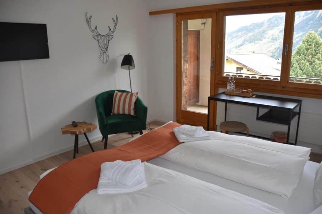 The double room at the Hotel Pazzola in Disentis