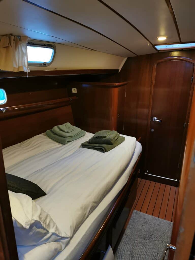Double berth for guests