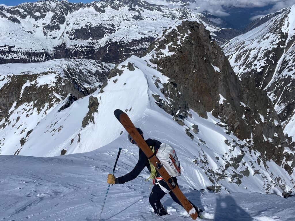On the descent to the Blauberg Couloir