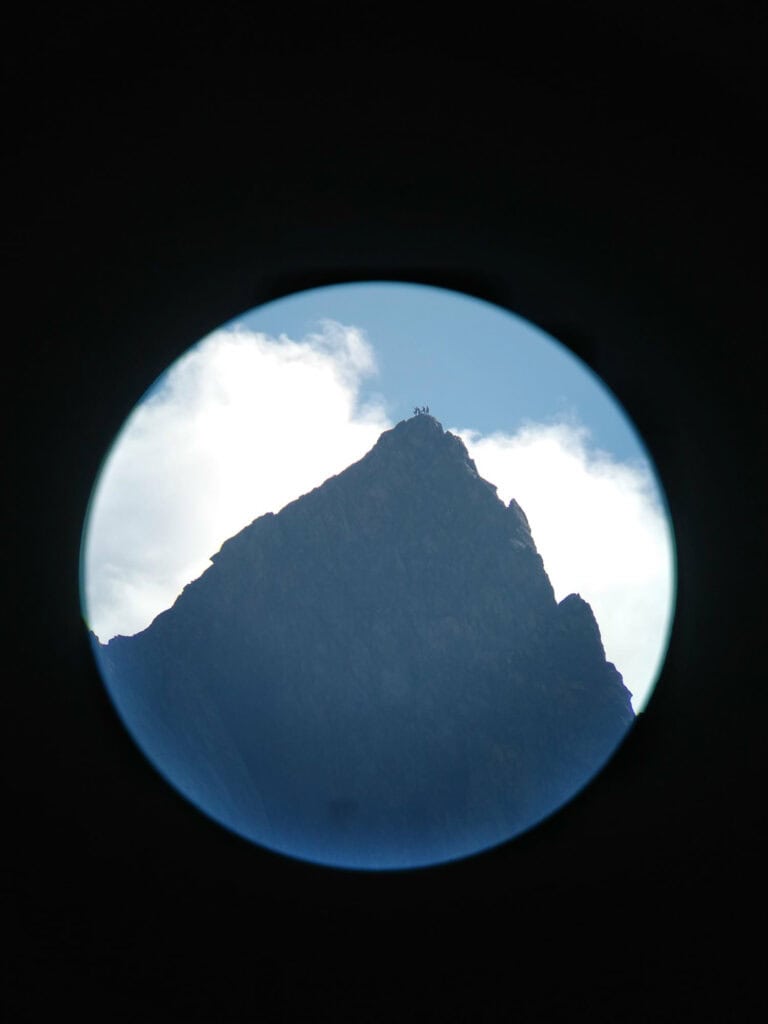Das Brandlammhorn durch das Fernrohr