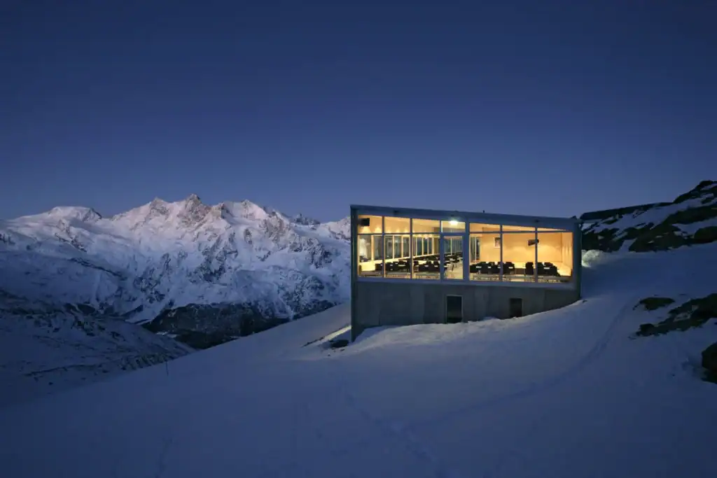 Hohsaas mountain lodge